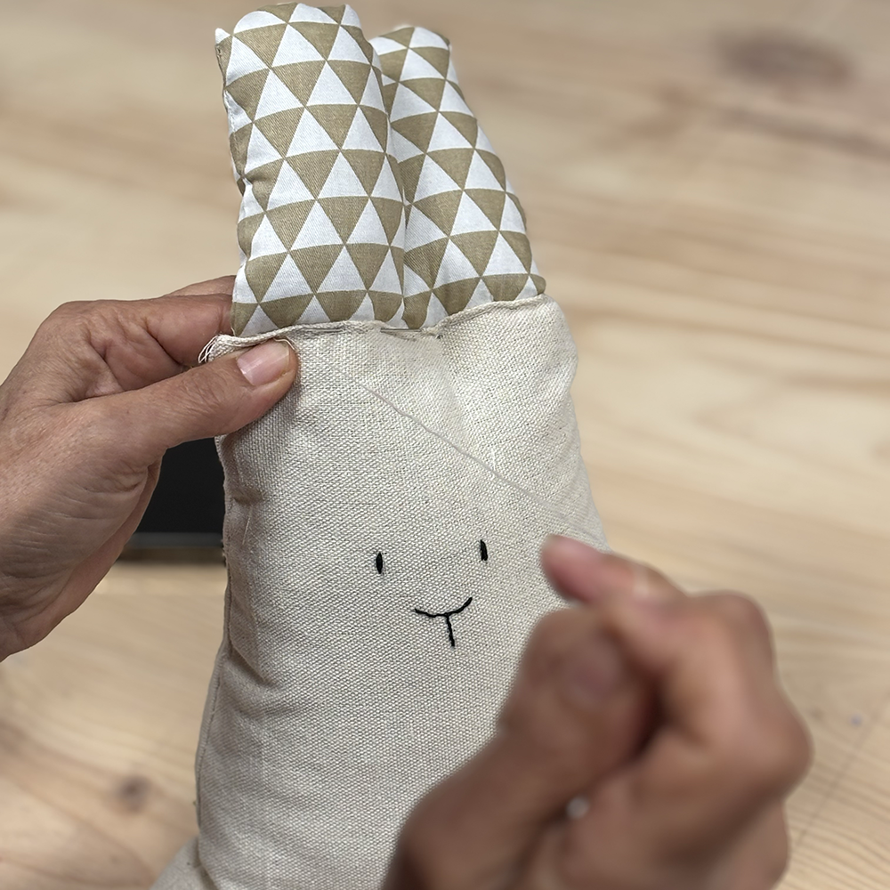 Taller de saquitos conejito para puertas