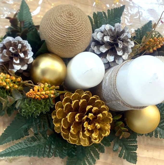 Centros de navidad hechos en talleres